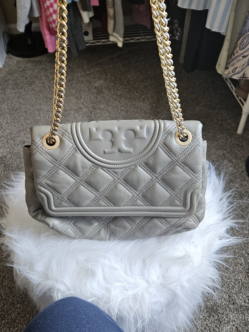 Tory Burch Fleming Quilted Leather Shoulder Bag with Gold Chain - Light Gray